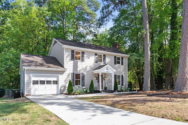 1002 Apache Ln, Apex, NC 27502