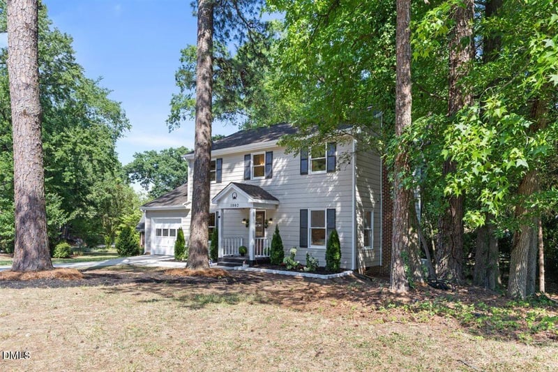 1002 Apache Ln, Apex, NC 27502