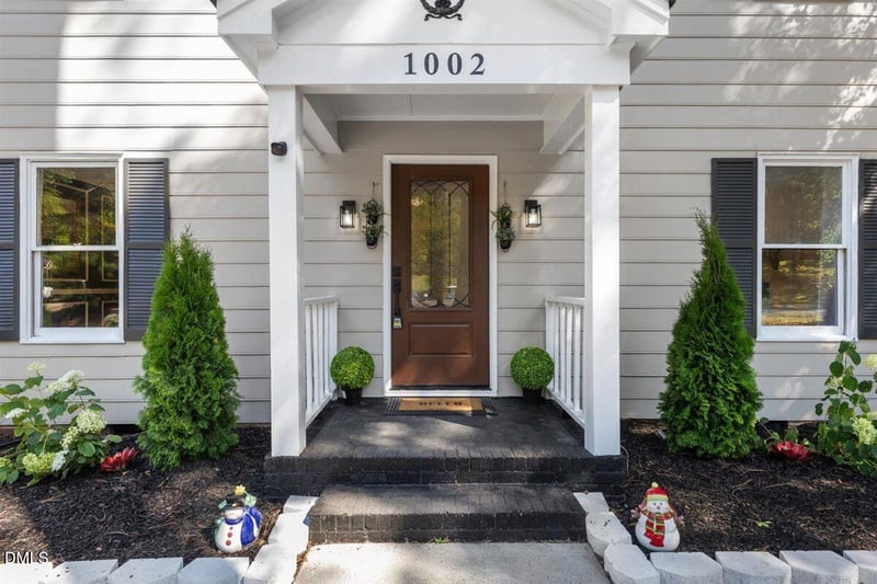 1002 Apache Ln, Apex, NC 27502