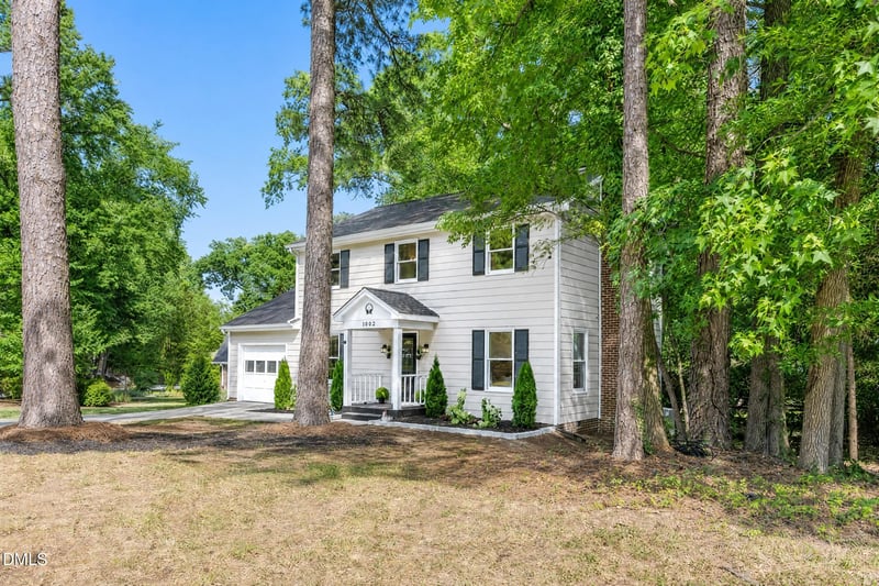 1002 Apache Ln, Apex, NC 27502