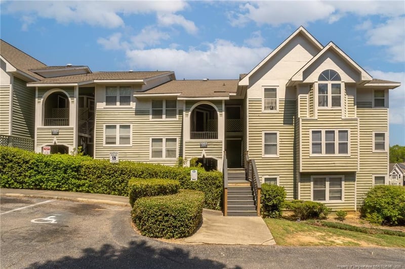 1002 Brookhollow Dr #11, Fayetteville, NC 28314
