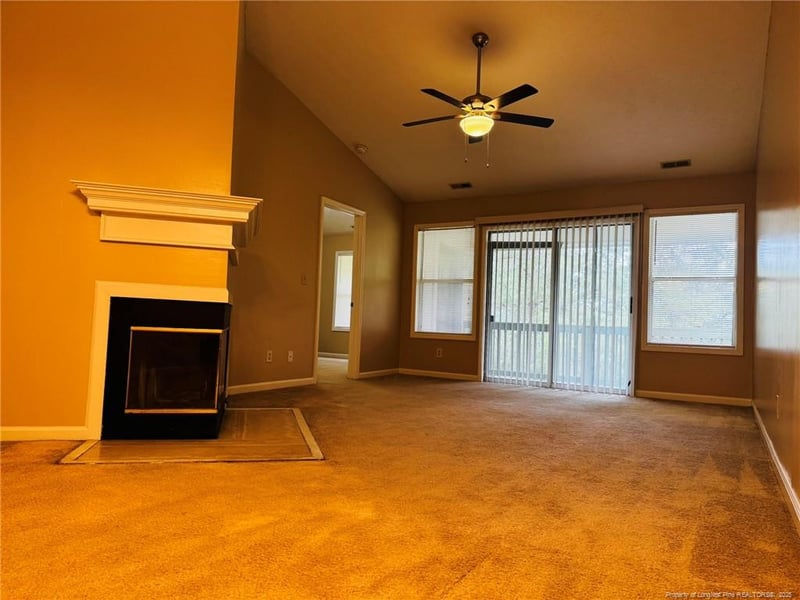 1002 Brookhollow Dr #11, Fayetteville, NC 28314