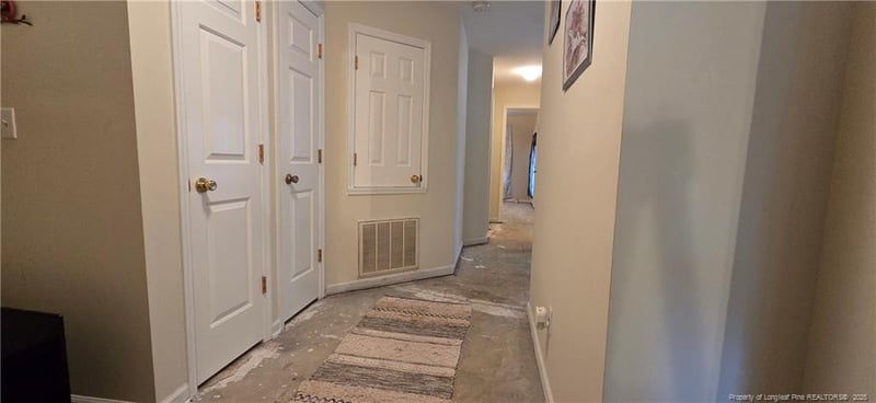 1002 Brookhollow Dr #12, Fayetteville, NC 28314