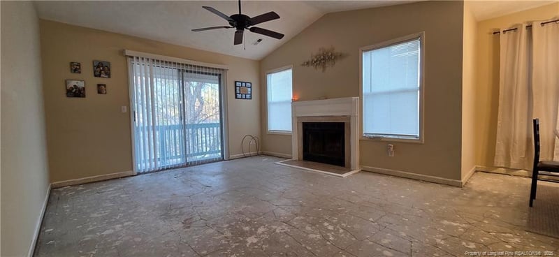 1002 Brookhollow Dr #12, Fayetteville, NC 28314