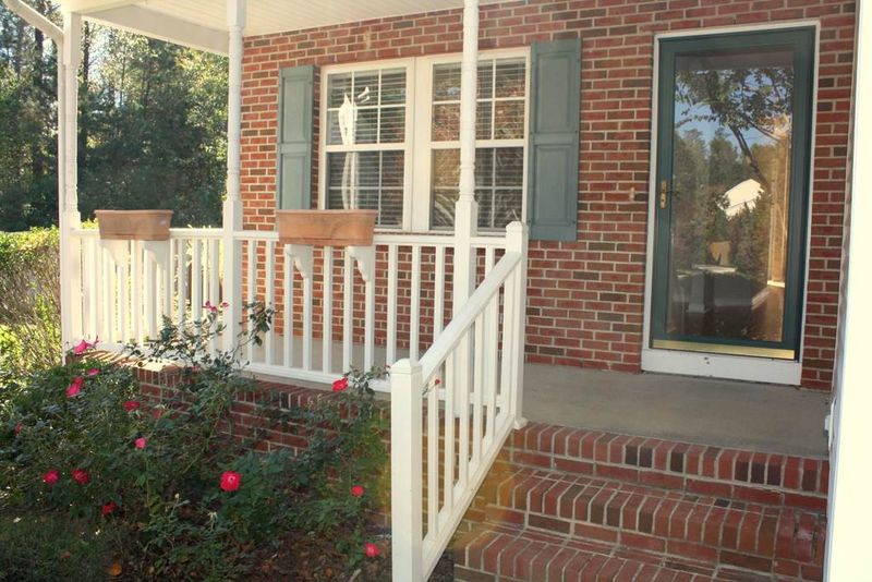 1002 Burnt Hickory Ct, Apex, NC 27502