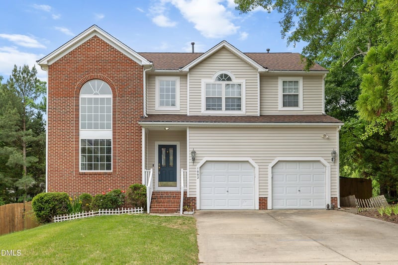 1002 Chickering Ct, Apex, NC 27502