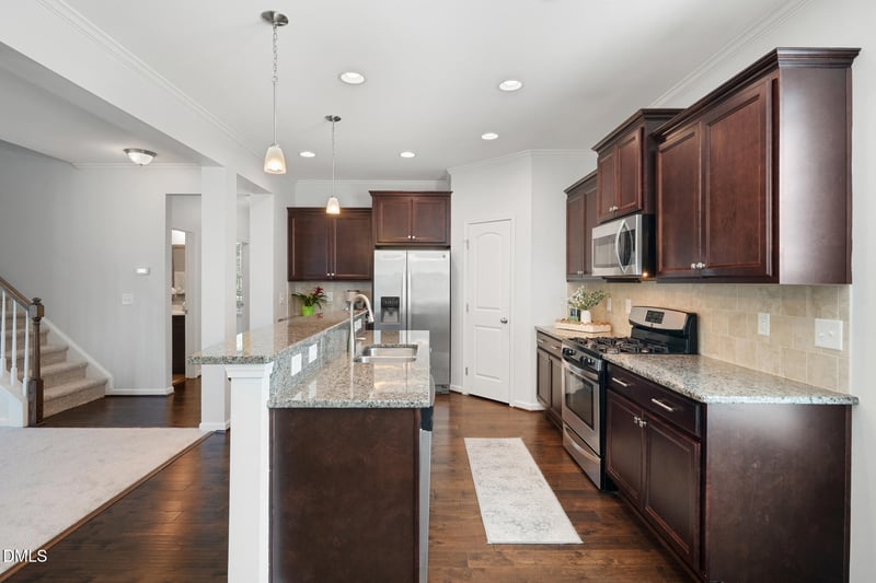 1002 Churchill Glen Blvd, Knightdale, NC 27545