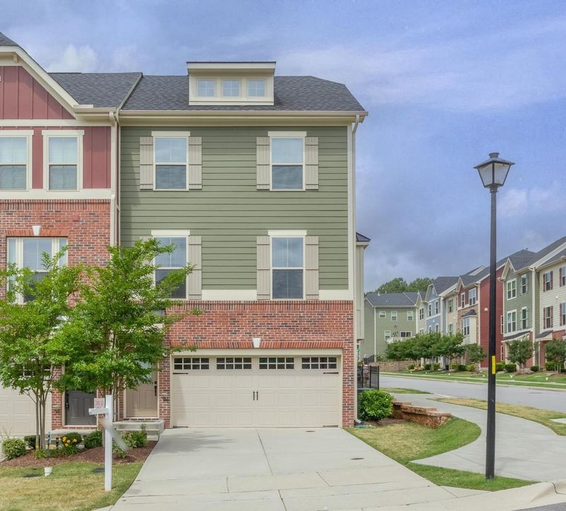 1002 Drayman Pl, Apex, NC 27502
