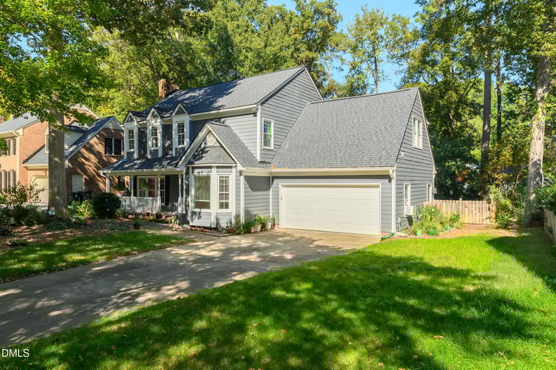 1002 Eastham Dr, Apex, NC 27502