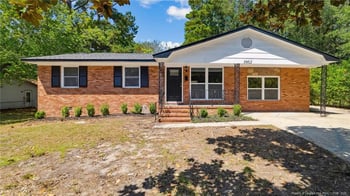 1002 Fleetwood Dr, Fayetteville, NC 28305