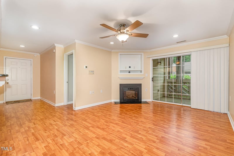 1002 Kingswood Dr #A, Chapel Hill, NC 27517