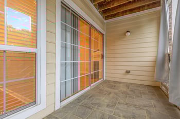 1002 Kingswood Dr, Chapel Hill, NC 27517