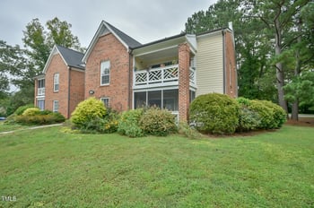 1002 Kingswood Dr #H, Chapel Hill, NC 27517
