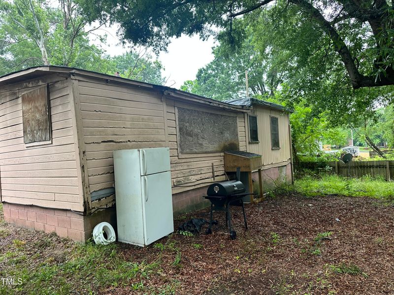 1002 Loius St, Burlington, NC 27217
