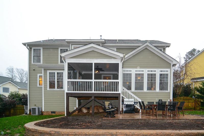 1002 Old Compton Pl, Apex, NC 27502