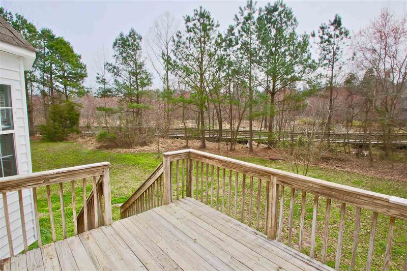 1002 Planters Trail Ct, Knightdale, NC 27545