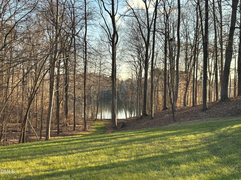 1002 Pleasant Dr, Mebane, NC 27302