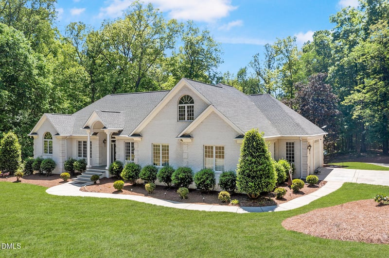 1002 Pleasant Dr, Mebane, NC 27302