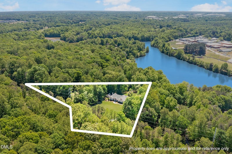 1002 Pleasant Dr, Mebane, NC 27302