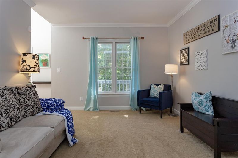 1002 Queensbury Cir, Durham, NC 27713
