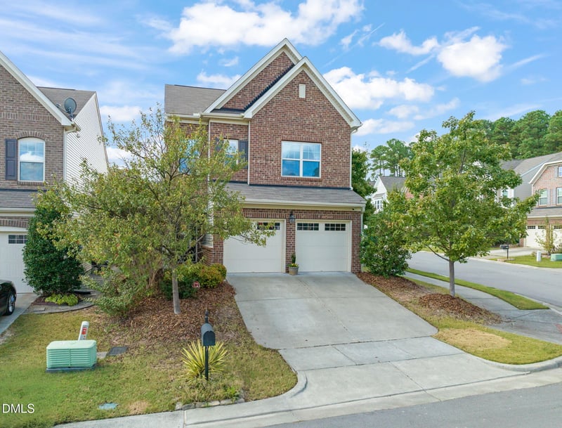 1002 Spacious Skies Ln, Durham, NC 27703