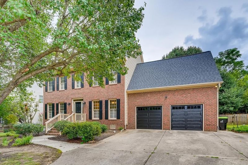 1002 E St Helena Pl, Apex, NC 27502