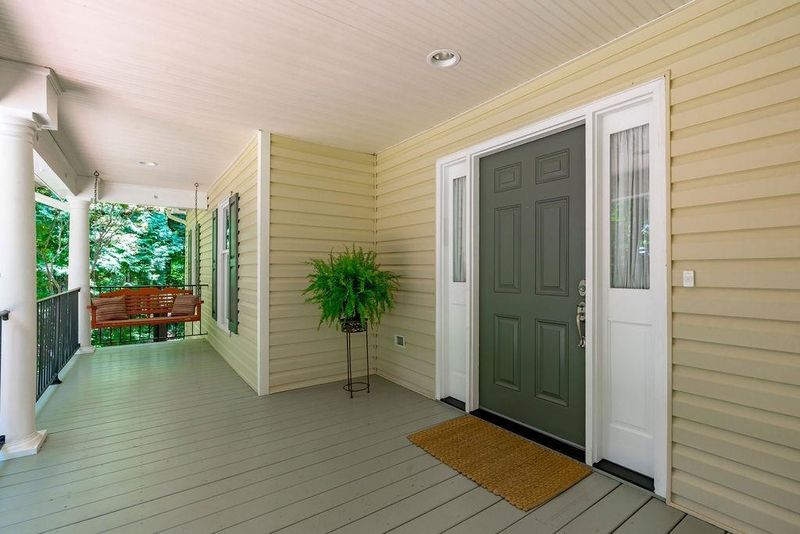 1002 E Sterlington Pl, Apex, NC 27502