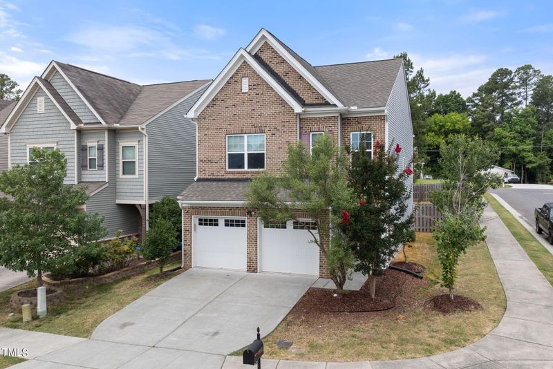 1002 Thoughtful Spot Ln, Durham, NC 27703