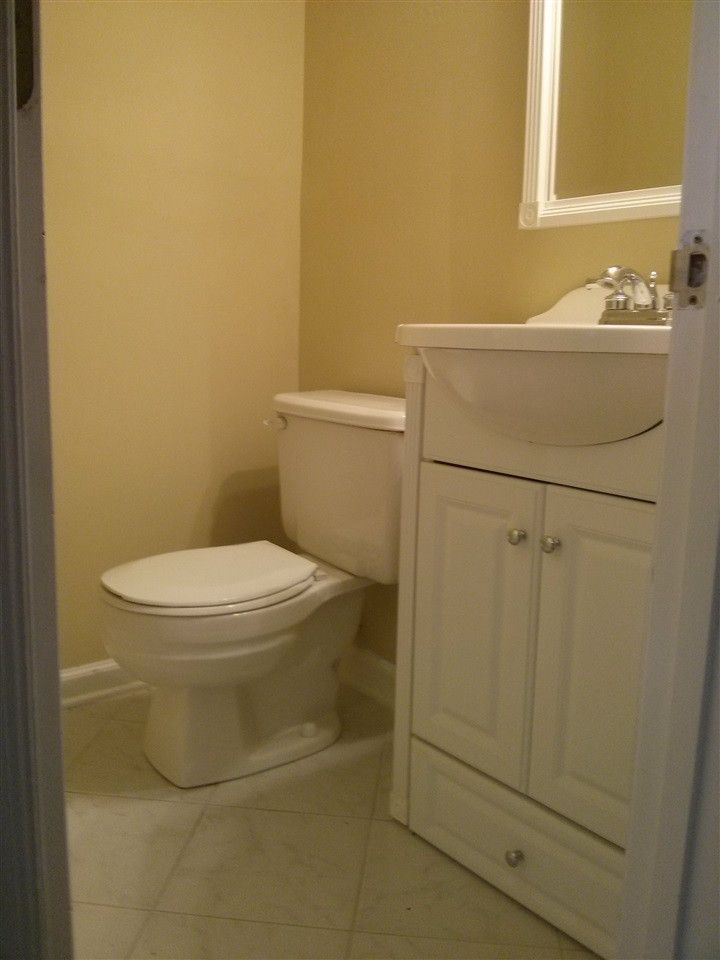 1002 Willow Dr #107, Chapel Hill, NC 27514