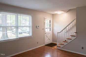 1002 Willow Dr #17, Chapel Hill, NC 27514