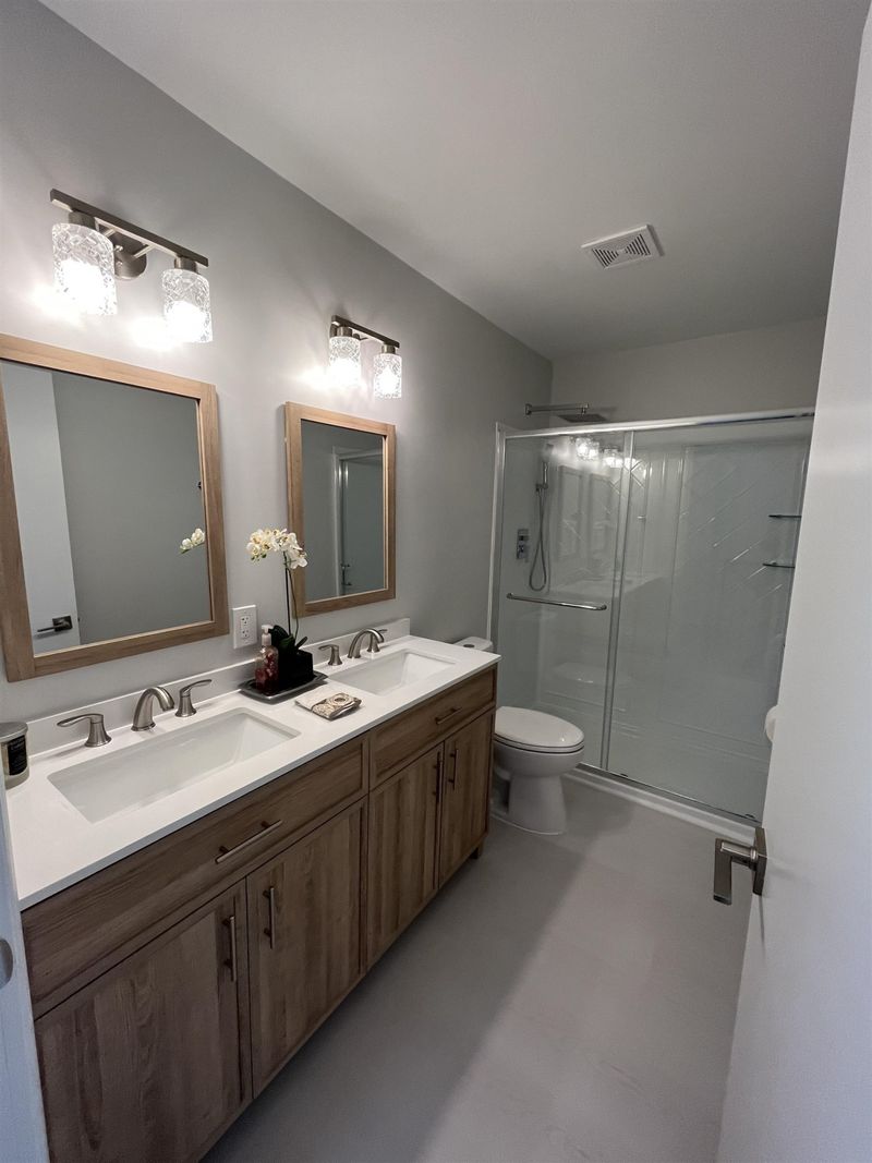 1002 Willow Dr #25, Chapel Hill, NC 27514