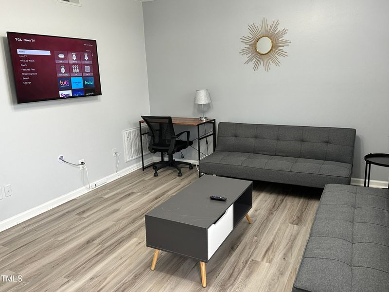 1002 Willow Dr #56, Chapel Hill, NC 27514
