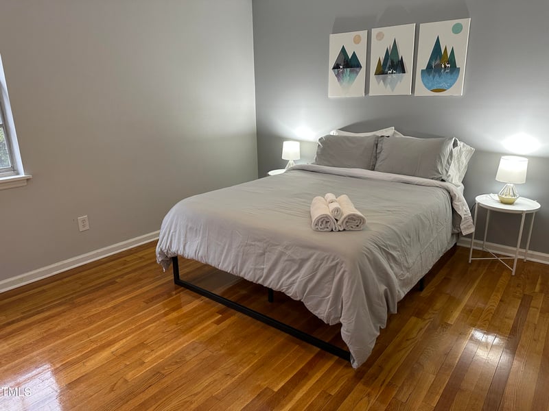 1002 Willow Dr #56, Chapel Hill, NC 27514