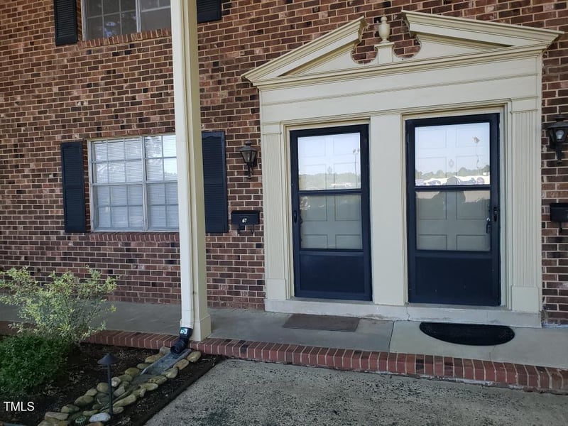1002 Willow Dr #67, Chapel Hill, NC 27514