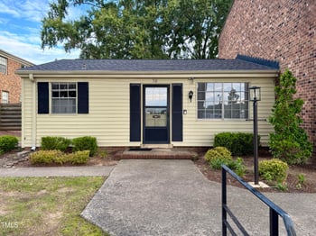 1002 Willow Dr #70, Chapel Hill, NC 27514