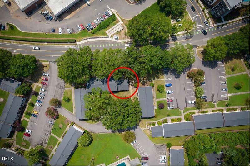 1002 Willow Dr #70, Chapel Hill, NC 27514