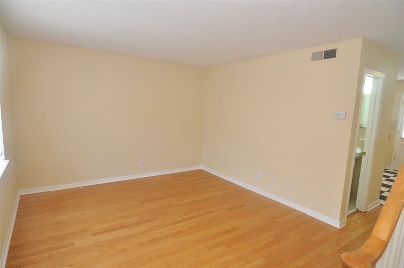 1002 Willow Dr #95, Chapel Hill, NC 27514