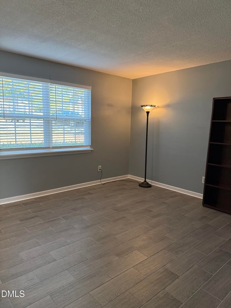 1002 Willow Dr #Apt 24, Chapel Hill, NC 27514