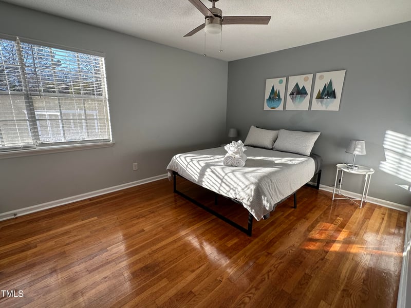 1002 Willow Dr #Apt 54, Chapel Hill, NC 27514