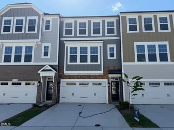 10027 Secluded Garden Dr #162, Apex, NC 27523