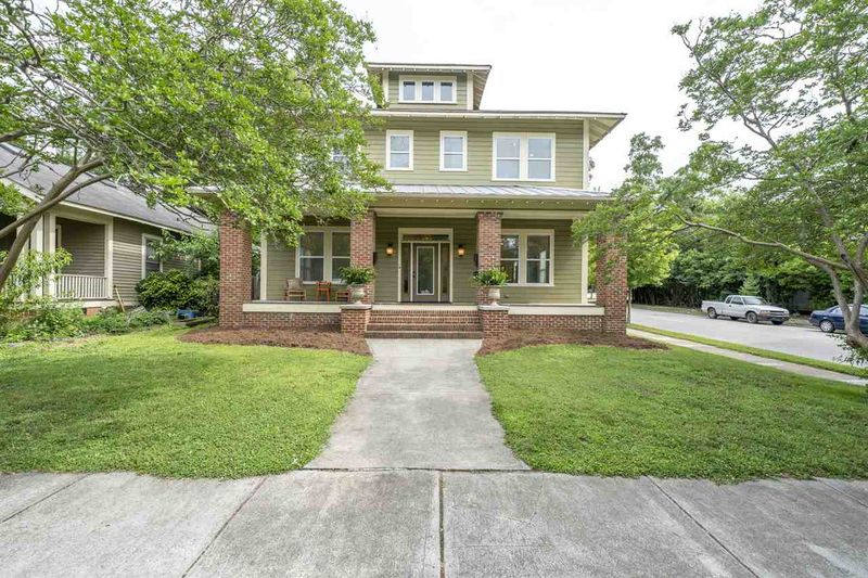 1002A Monmouth Ave, Durham, NC 27701