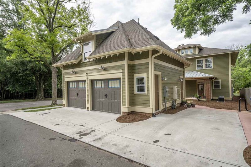 1002A Monmouth Ave, Durham, NC 27701