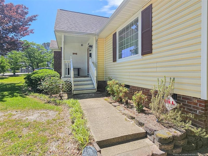 1003 Anarine Rd, Fayetteville, NC 28303