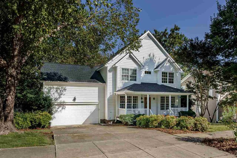 1003 Applethorn Dr, Apex, NC 27502