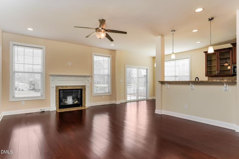 1003 Azalea Cottage Ct, Knightdale, NC 27545