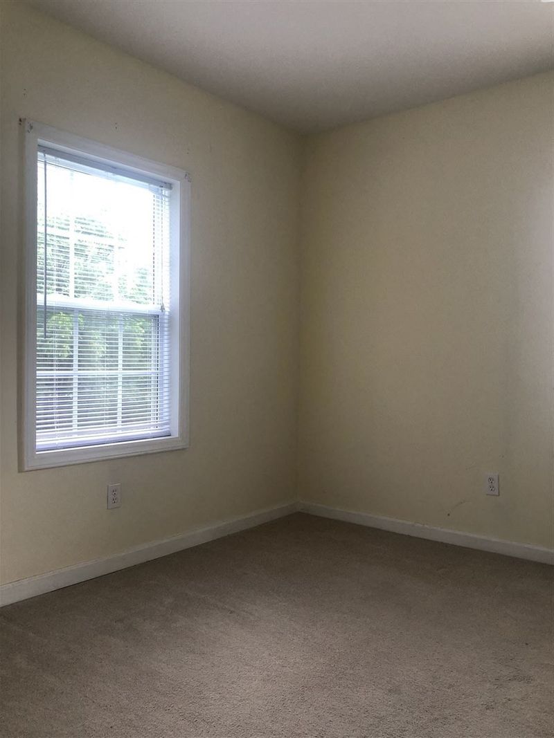 1003 Benton St, Hillsborough, NC 27278