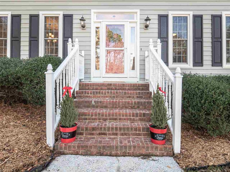 1003 Beringer Pl, Apex, NC 27502