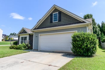 1003 Bridlemine Dr, Fuquay Varina, NC 27526