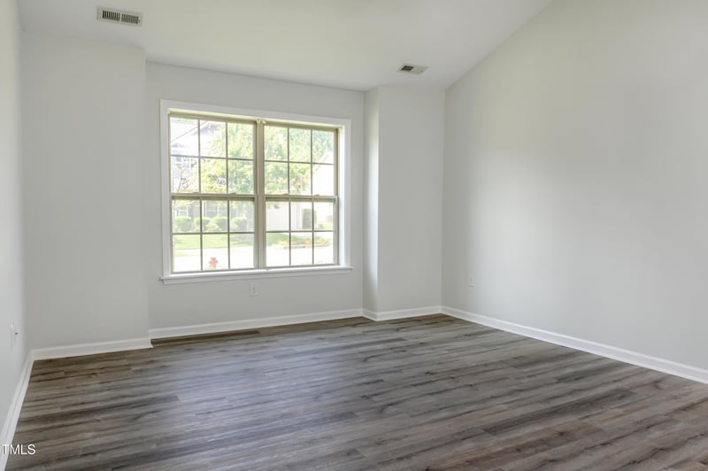 1003 Bridlemine Dr, Fuquay Varina, NC 27526