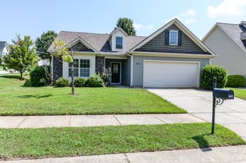 1003 Bridlemine Dr, Fuquay Varina, NC 27526
